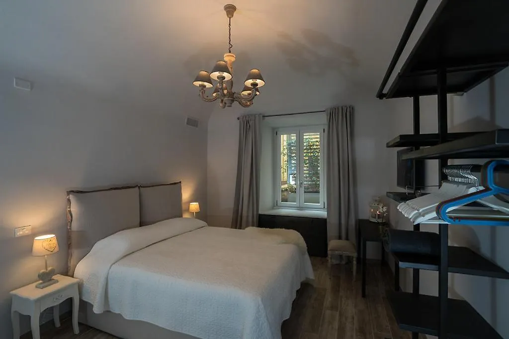 Laura Family Apartments-1